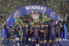 巴黎圣日耳曼迎足总杯关键赛，赛前完成体检，气氛紧张，球探报告显示潜力的简单介绍米兰中国